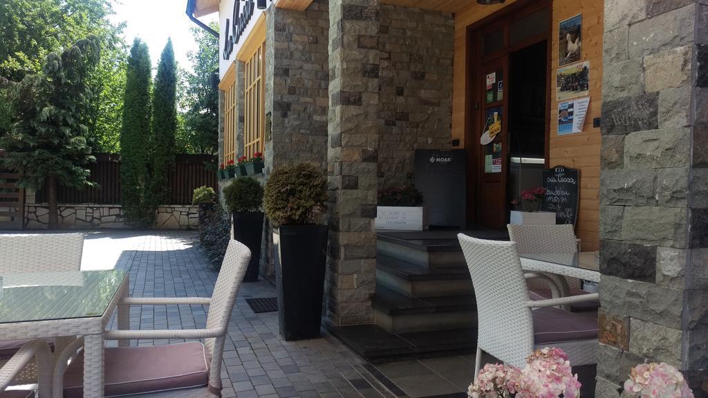 Pensiune Restaurant La Cassa Vişeu de Sus Exteriör bild